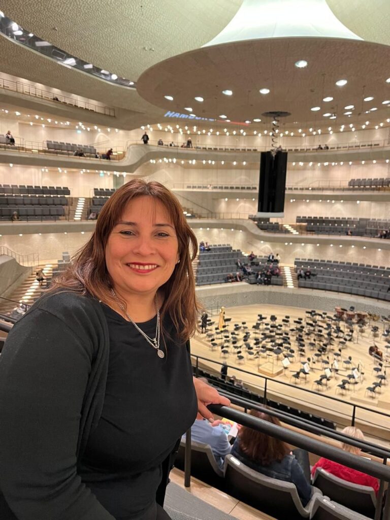 Francisca Lucía González: 29 años de experiencia docente y candidata a diputada por el Frente Renovador Neo imagen-9