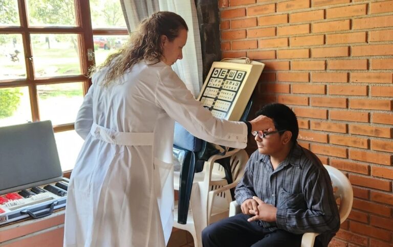 El programa "Mirar Mejor" llegará este miércoles a Itacaruaré para brindar controles oftalmológicos gratuitos imagen-29