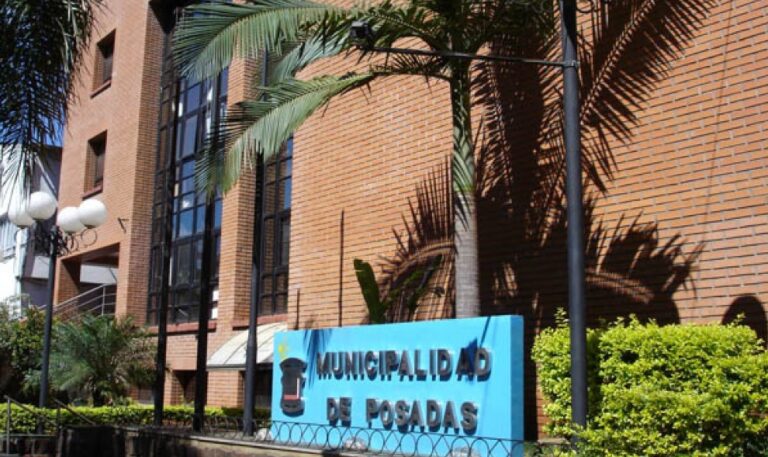 En un escenario económico complejo hay comercios que cerraron, salarios que no le ganaron a la inflación, advierten imagen-45