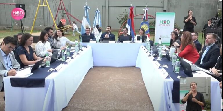 Sesión en el barrio Papini: Concejo posadeño aprobó el Balance Municipal 2024 imagen-24