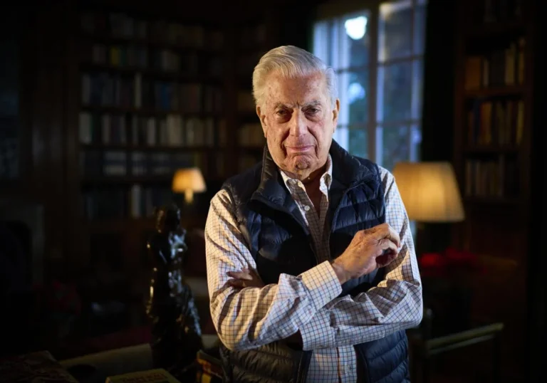 A los 89 años, murió el reconocido escritor peruano Mario Vargas Llosa imagen-49