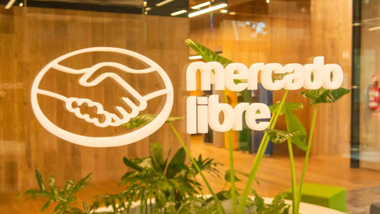 Mercado Libre quiere ser el “mayor banco digital de Argentina”: le pedirá una licencia bancaria al Banco Central imagen-16