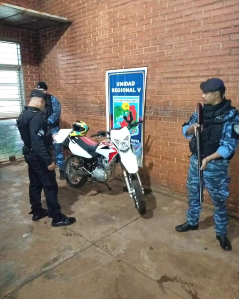 Operativos fronterizos: frustran el traslado de un vehículo robado a Paraguay imagen-45