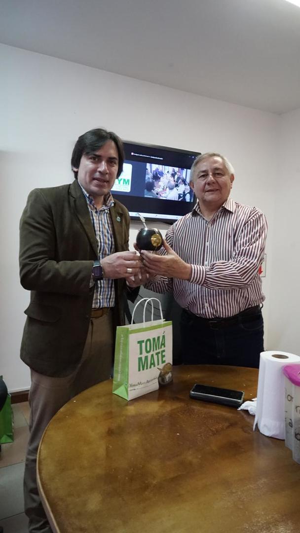 Presidente de Coninagro se interiorizó de la problemática yerbatera en reunión con el Inym imagen-2