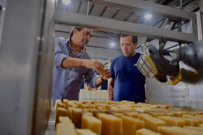 Elecciones 8J: “La presencia activa en los barrios es la base para construir soluciones”, dice candidato al Concejo posadeño “Beto” Roa imagen-18