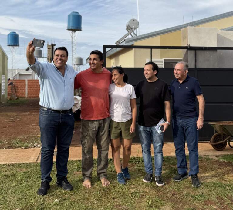 Elecciones 8J: “Beto” Roa centra su trabajo en la cercanía con los vecinos posadeños imagen-40