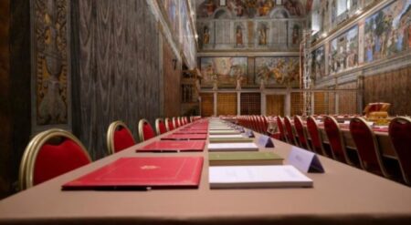 El Vaticano: comienza un cónclave que definirá el futuro de la Iglesia Católica imagen-4