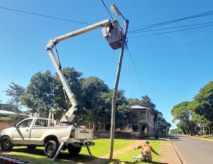 Vialidad incorpora equipos de iluminación en espacios de uso recreativo y social imagen-4