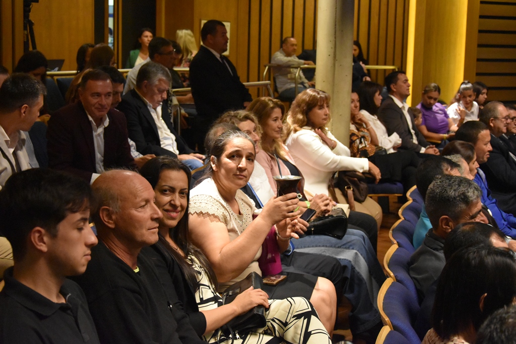 Legislatura: Dos Hermanas ya es el Municipio 79 y lo festejarán el sábado con un asado gratuito para más de mil personas 15 Legislatura: Dos Hermanas ya es el Municipio 79 y lo festejarán el sábado con un asado gratuito para más de mil personas imagen-14