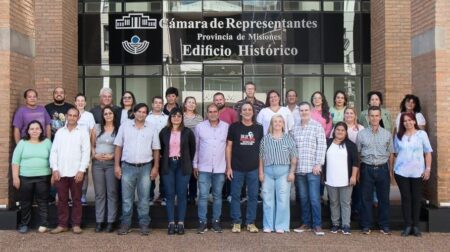 Tierra, Techo y Trabajo presentó sus candidatos con llamativo spot de Martín Sereno que encabeza la lista imagen-6