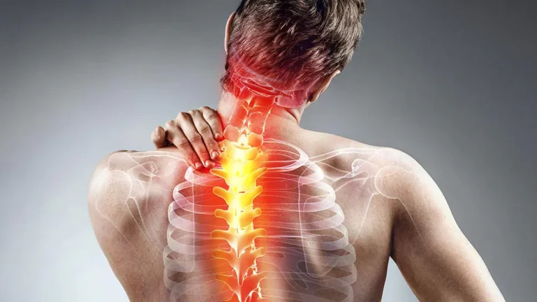 Dolor sin causa visible: cómo los kinesiólogos y osteópatas enfrentan los síntomas de la fibromialgia imagen-3