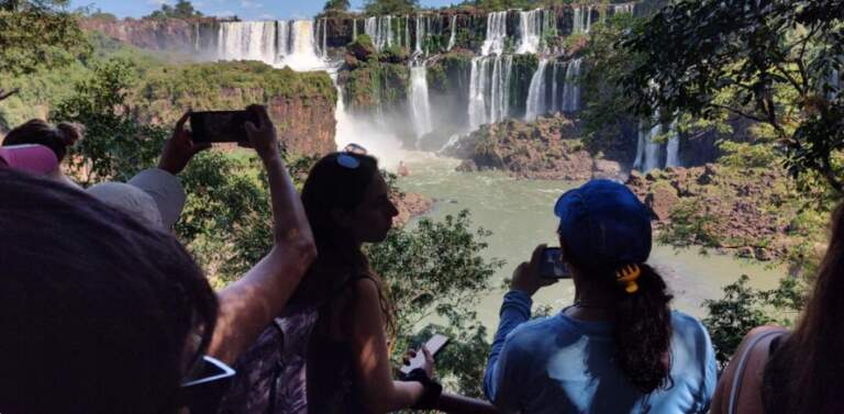 Distinguen a Iguazú como destino turístico sostenible, primero en Argentina y segundo en América latina imagen-37