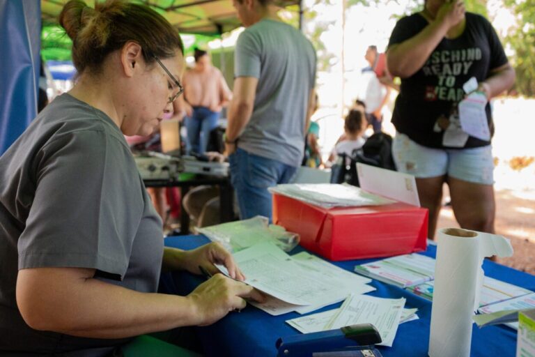Posadas refuerza su estrategia de salud pública con atención primaria, controles urbanos y cuidado animal en los barrios imagen-10