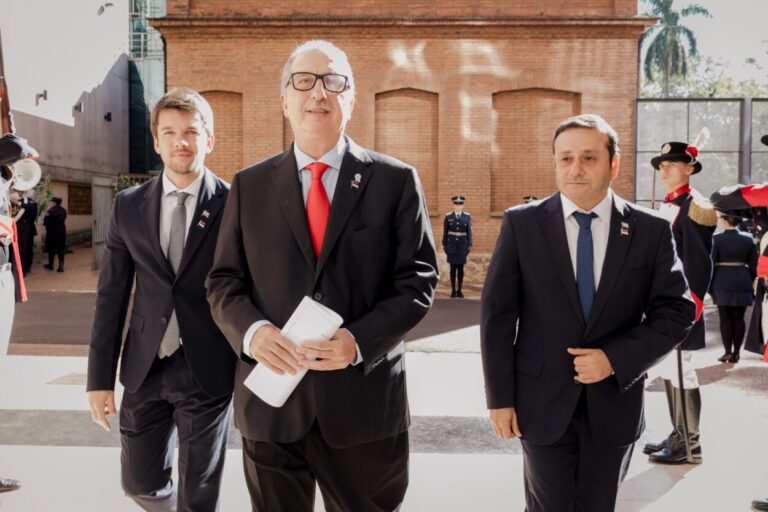 Passalacqua ratificó la soberanía provincial y el equilibrio económico imagen-16