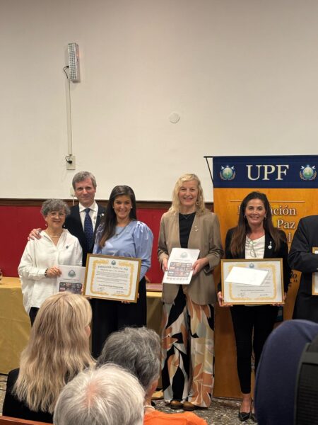 Paula Schapovaloff fue nombrada Embajadora para la Paz imagen-8