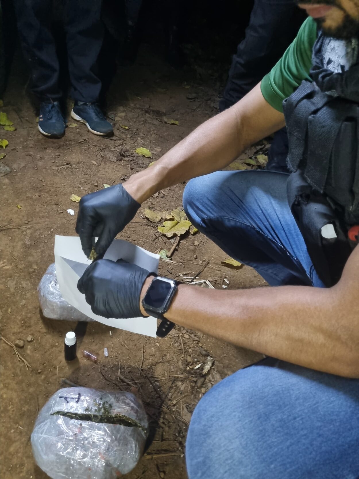 Recorridas rurales permitieron detectar un centro de acopio de marihuana en la ribera del río Uruguay imagen-4