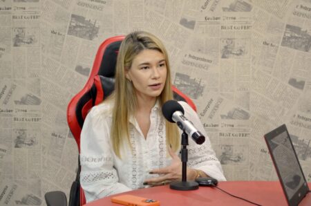 Elecciones 8J: "Somos los referentes de Milei en la provincia, los representantes de la motosierra, de achicar el Estado", dijo la titular del Pami Misiones y candidata a Diputada imagen-3