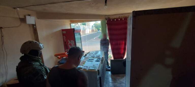 Operación "Martes 13": la Policía desarticuló dos "narcokioscos" en Garupá y detuvo a los implicados imagen-39