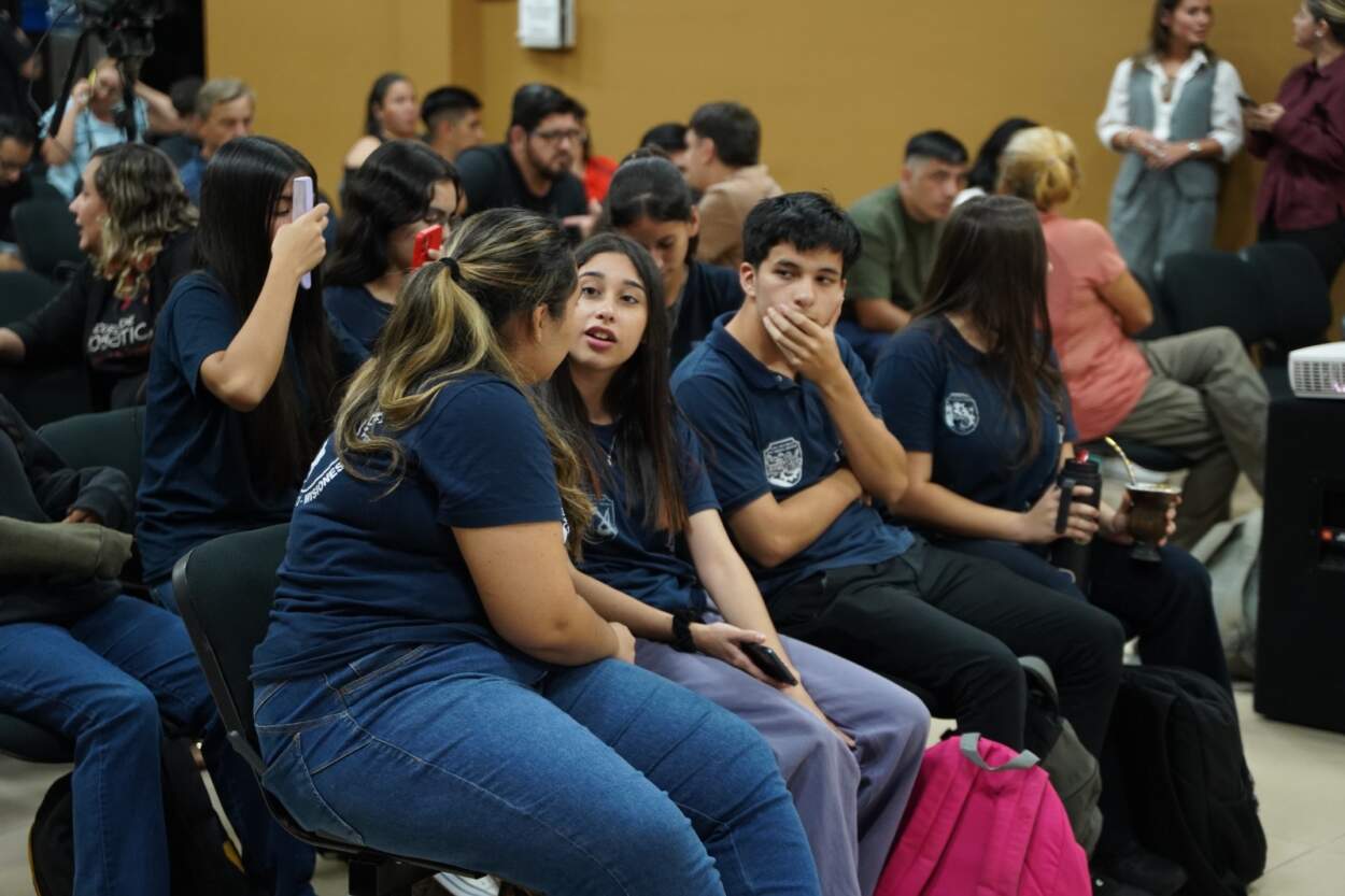 "Misiones Futura" en Puerto Iguazú: primer cierre para la más importante capacitación en Inteligencia Artificial de la provincia imagen-6