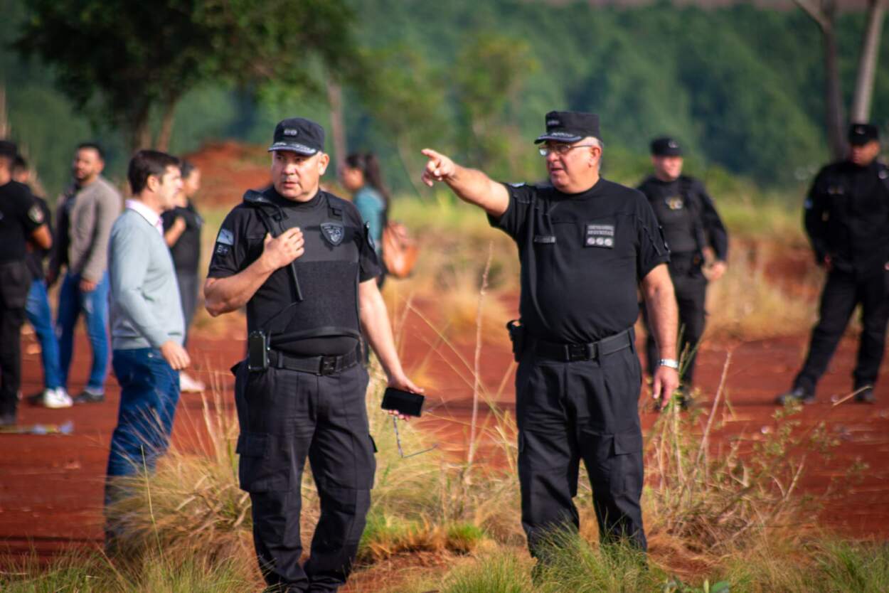 Dos detenidos por promover la toma ilegal de tierras en el barrio Sol de Misiones 3 Dos detenidos por promover la toma ilegal de tierras en el barrio Sol de Misiones imagen-2