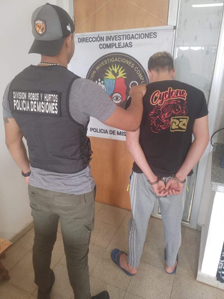 Arrestaron a un asaltante en un operativo encubierto en Posadas imagen-32