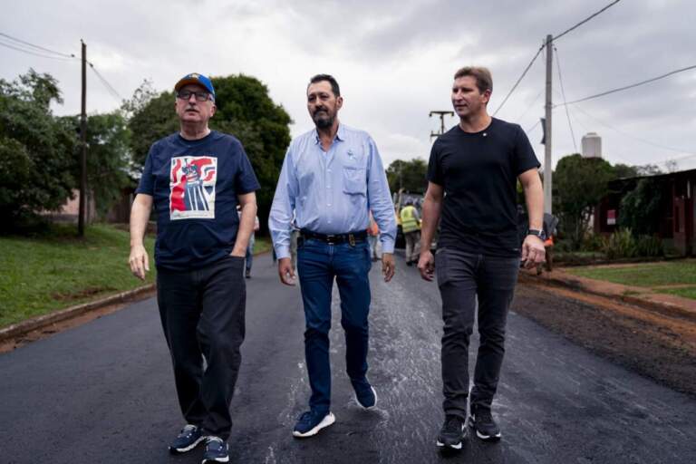 Passalacqua supervisó obras de asfaltado que mejorarán la conectividad y el tránsito en Candelaria imagen-25