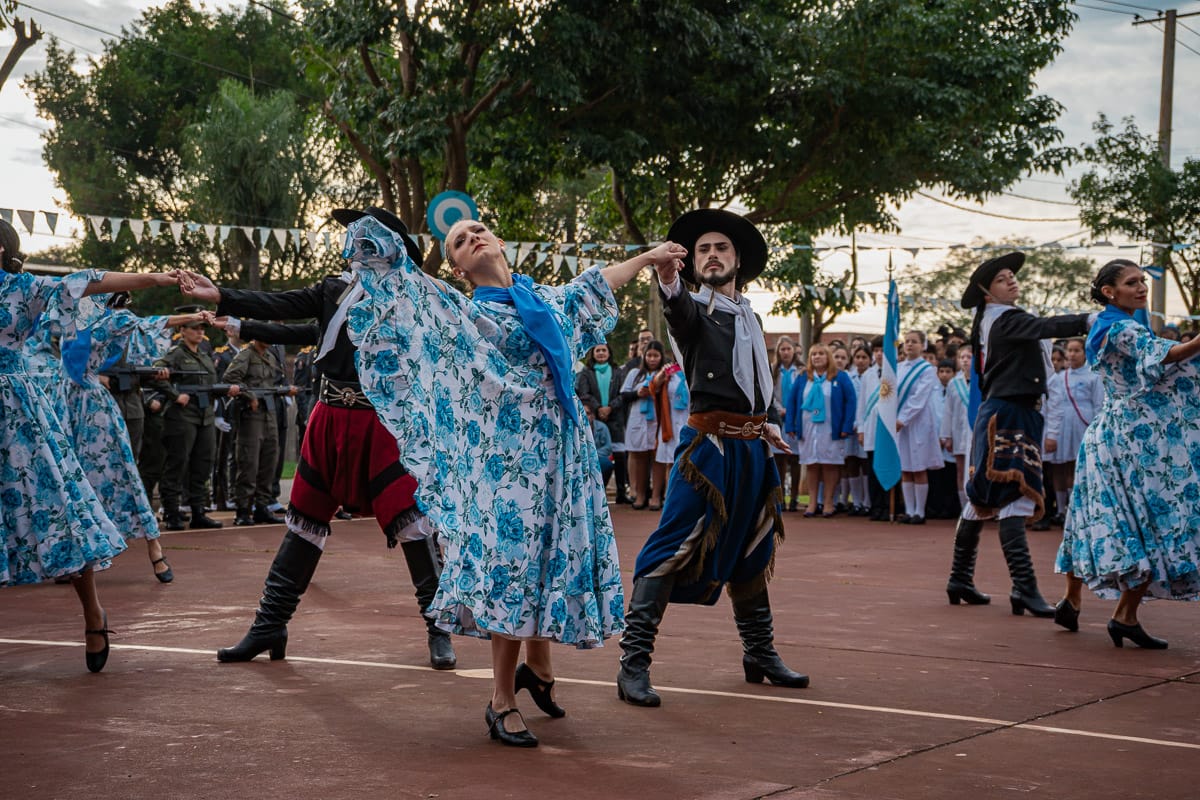 El Intendente Stelatto acompañó la conmemoración del 215 aniversario del Primer Gobierno Patrio imagen-10