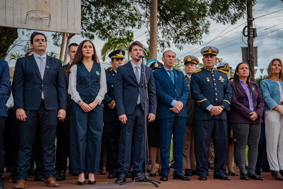 El Intendente Stelatto acompañó la conmemoración del 215 aniversario del Primer Gobierno Patrio imagen-8