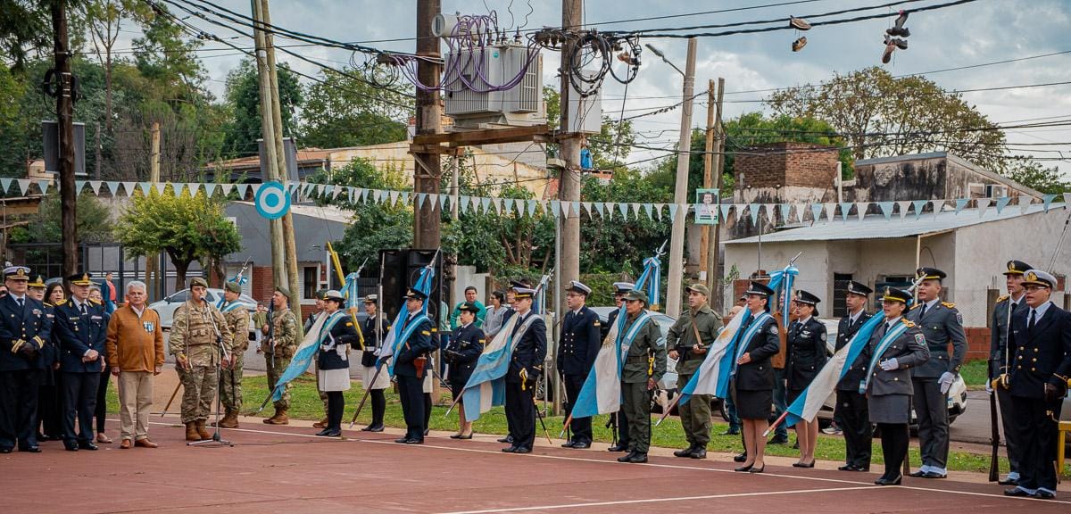 El Intendente Stelatto acompañó la conmemoración del 215 aniversario del Primer Gobierno Patrio imagen-16