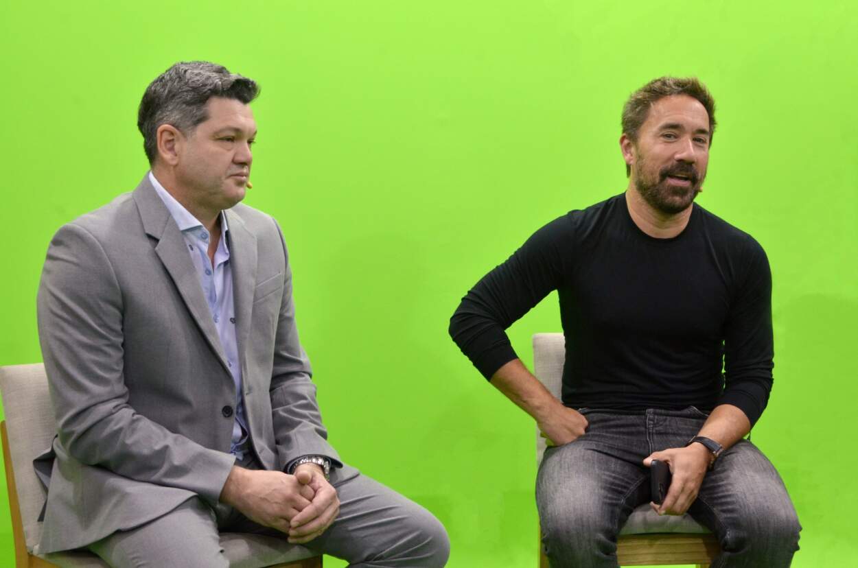 “YA Pelo” desembarca en Posadas como una nueva propuesta en salud capilar, impulsada por el cirujano Oscar Prevosti y el periodista Pablo Muney 3 “YA Pelo” desembarca en Posadas como una nueva propuesta en salud capilar, impulsada por el cirujano Oscar Prevosti y el periodista Pablo Muney imagen-2