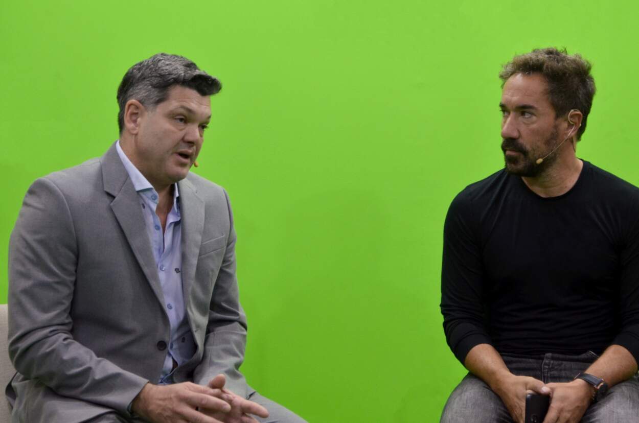 “YA Pelo” desembarca en Posadas como una nueva propuesta en salud capilar, impulsada por el cirujano Oscar Prevosti y el periodista Pablo Muney 11 “YA Pelo” desembarca en Posadas como una nueva propuesta en salud capilar, impulsada por el cirujano Oscar Prevosti y el periodista Pablo Muney imagen-10