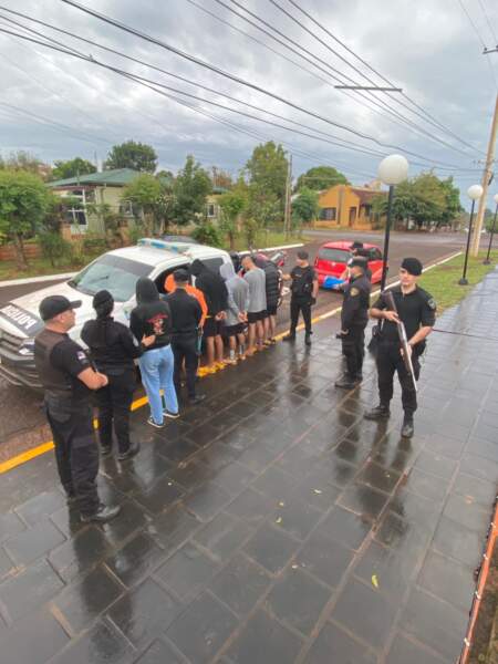 Desarticularon una red de picadas clandestinas en Apóstoles y arrestaron a seis de los organizadores imagen-8