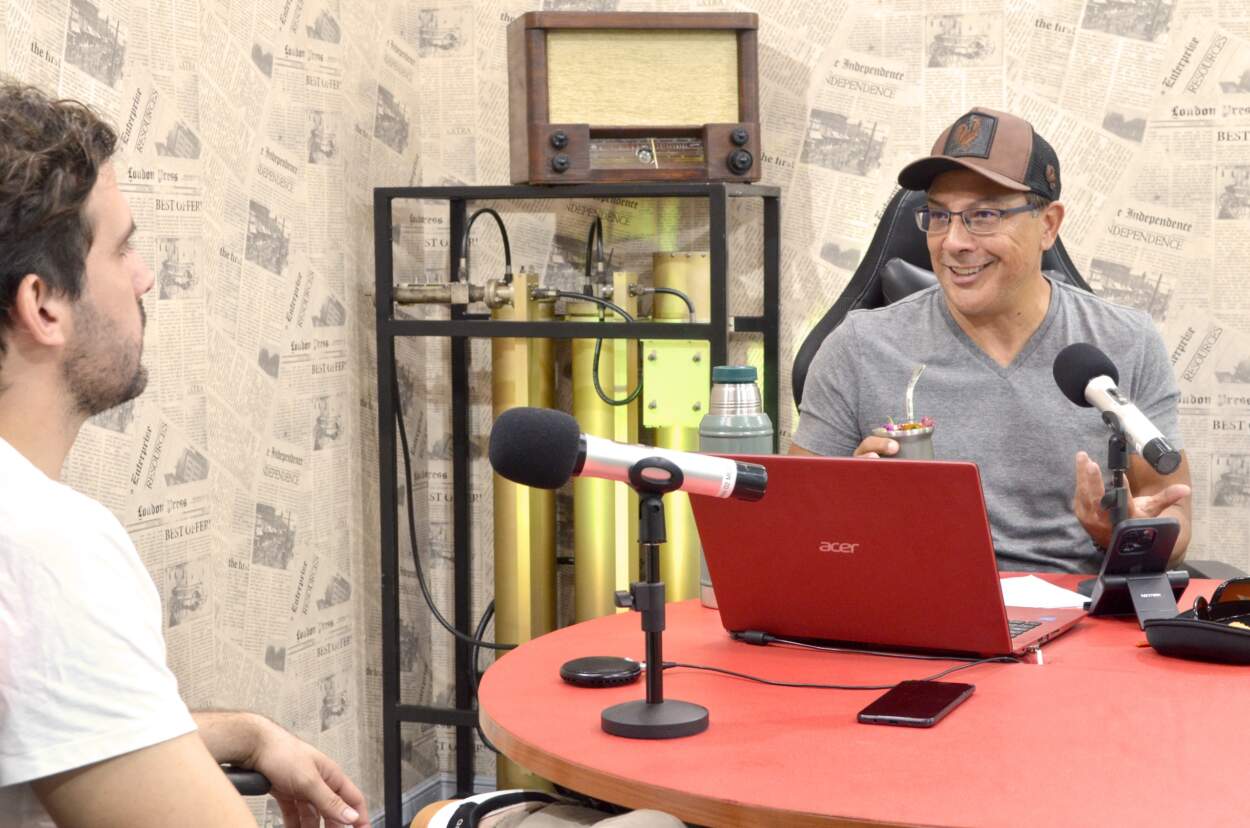 Elecciones 8J: "La oposición hace campaña por redes pero el vecino quiere el contacto directo con el candidato y que se atiendan sus demandas", observa el candidato al HCD Iván Pelinski imagen-6