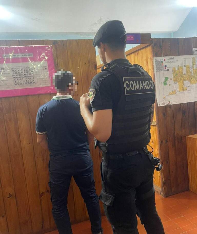 Dos hombres buscados por abuso sexual fueron capturados durante un operativo en Eldorado imagen-34