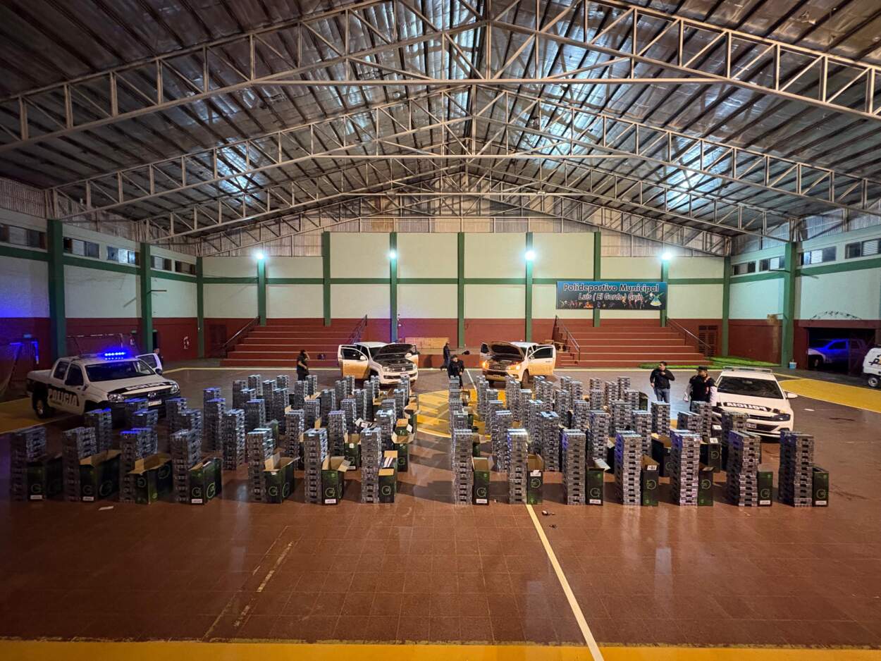 San Pedro: secuestran camionetas cargadas con 40 mil atados de cigarrillos valuados en $79 millones 9 San Pedro: secuestran camionetas cargadas con 40 mil atados de cigarrillos valuados en $79 millones imagen-8