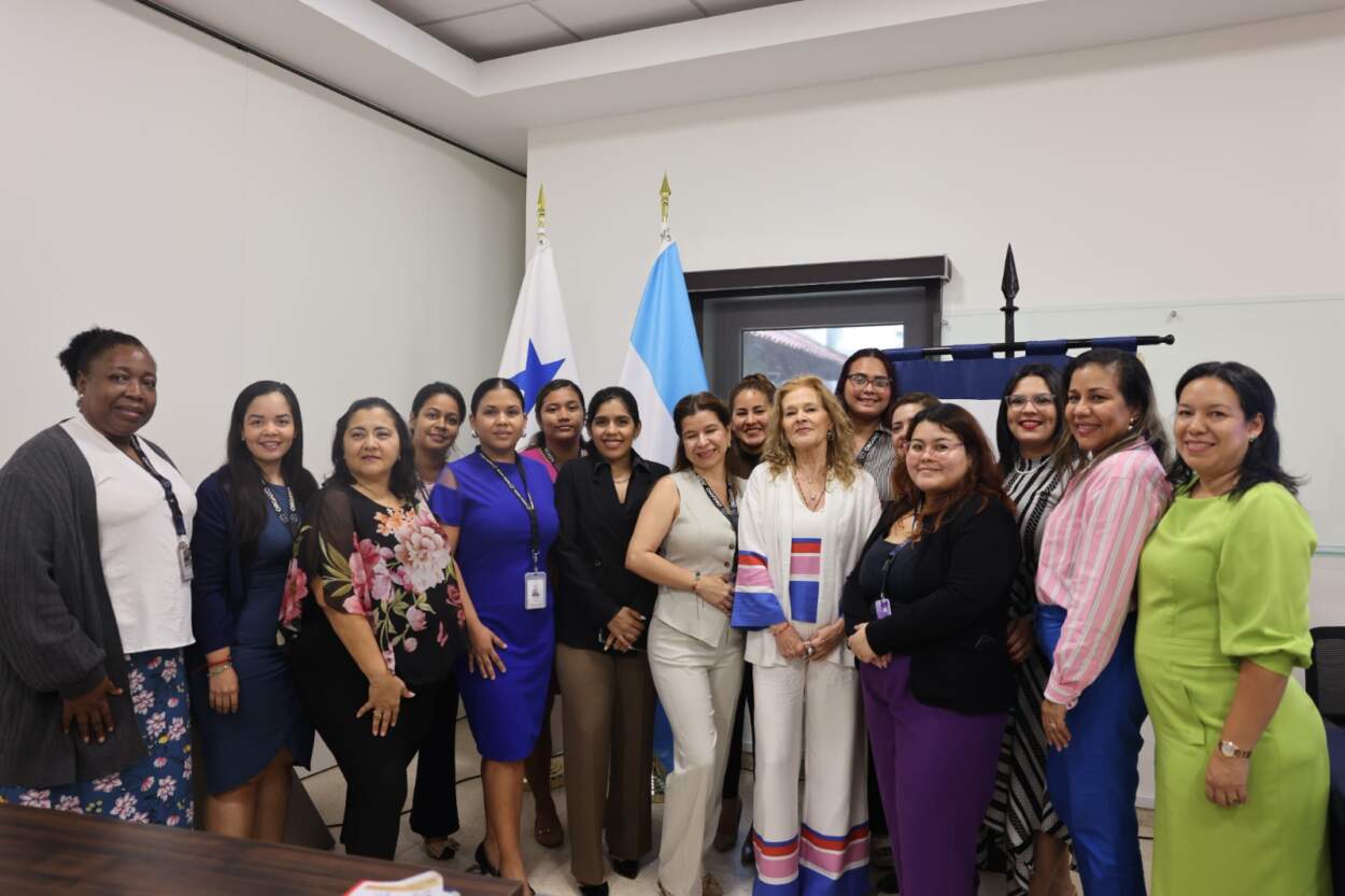 Venchiarutti compartió su experiencia en liderazgo judicial durante una jornada con servidoras del Órgano Judicial de Panamá imagen-6