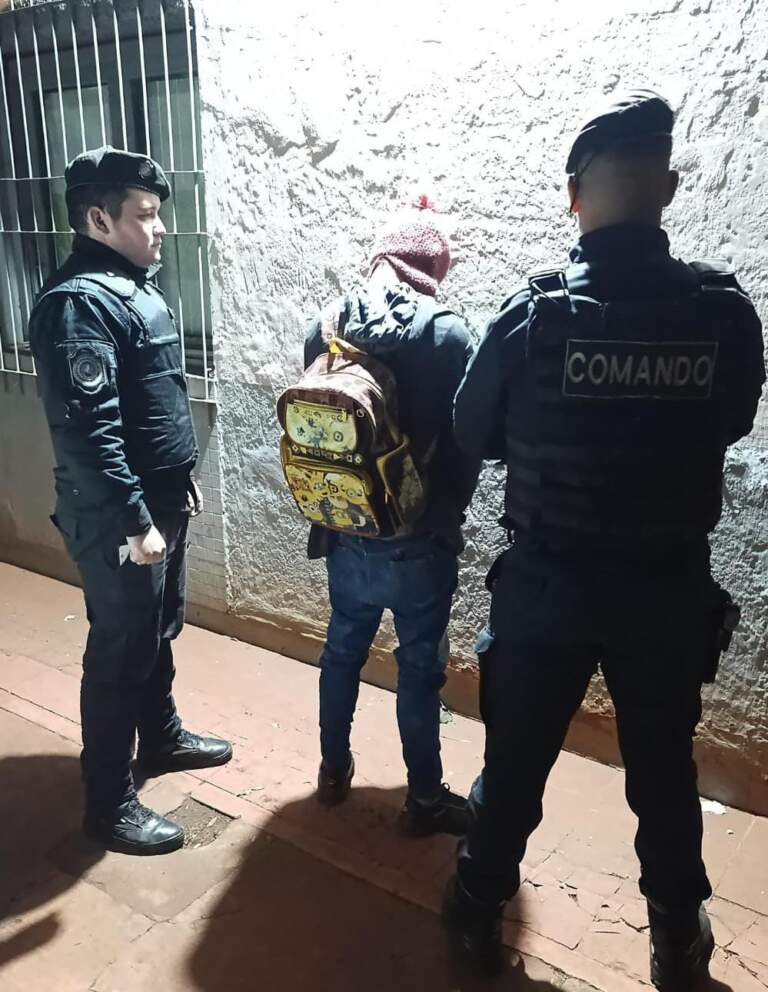 Capturaron en Eldorado a exconvicto que fingía ser discapacitado para robar casas: tenía cinco causas imagen-23