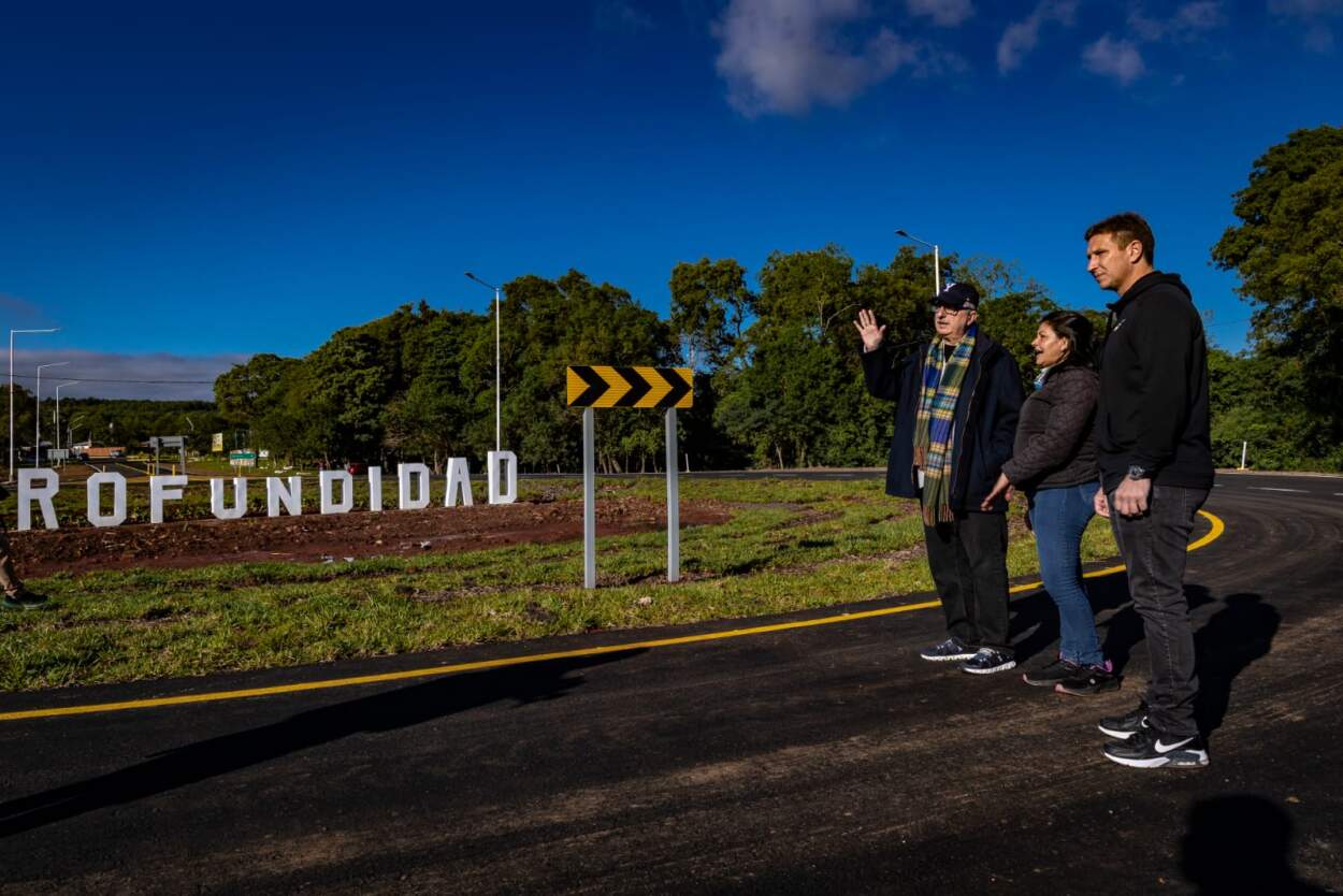 Passalacqua y Macías visitaron el acceso de Profundidad, clave para su desarrollo productivo 7 Passalacqua y Macías visitaron el acceso de Profundidad, clave para su desarrollo productivo imagen-6