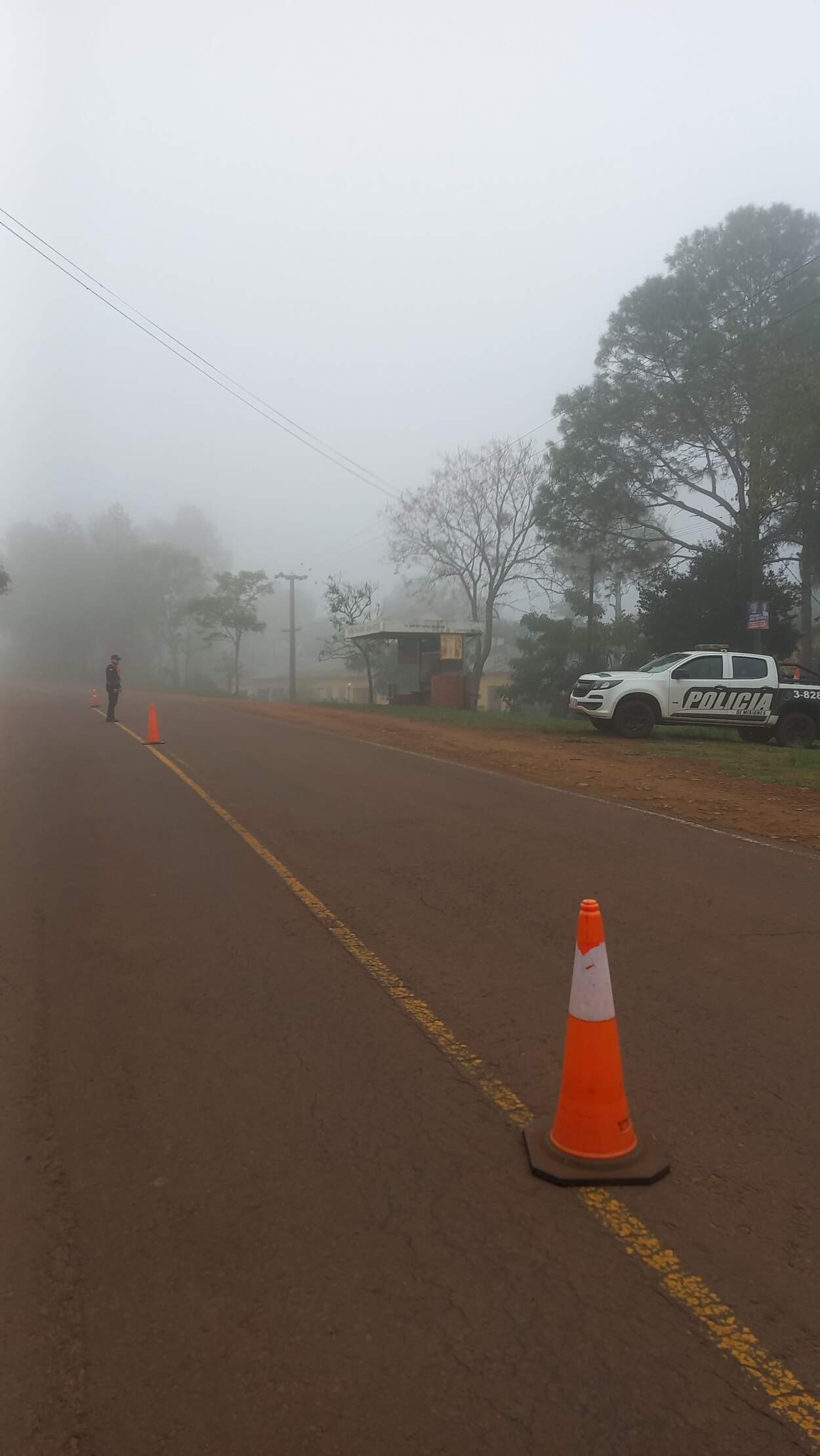 Prevención vial: Sacan de circulación un colectivo que transportaba a tareferos en condiciones irregulares 7 Prevención vial: Sacan de circulación un colectivo que transportaba a tareferos en condiciones irregulares imagen-6
