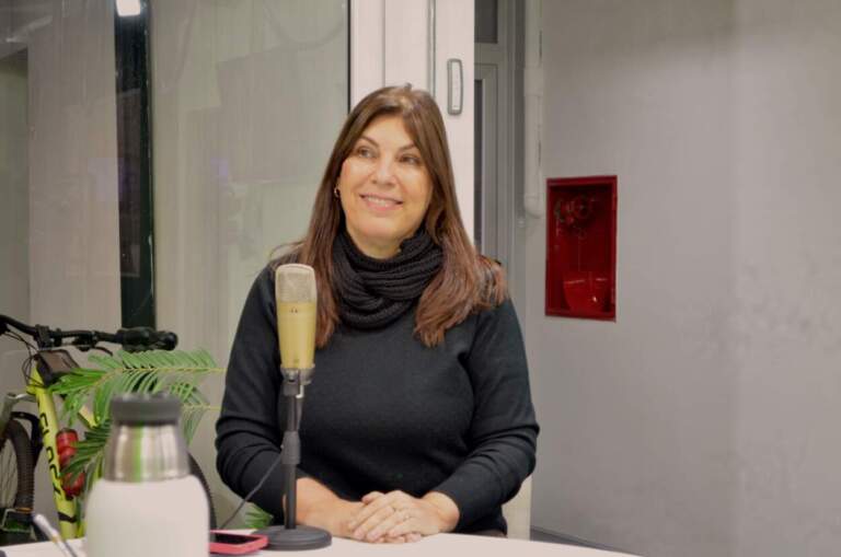 Del miedo a gastar a la libertad financiera: estrategias para equilibrar ingresos, reducir deudas y construir metas económicas claras en el hogar imagen-36