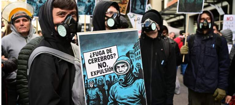 “No al Cientificidio”: el reclamo de miles de científicos del Conicet ante el recorte de presupuesto imagen-35