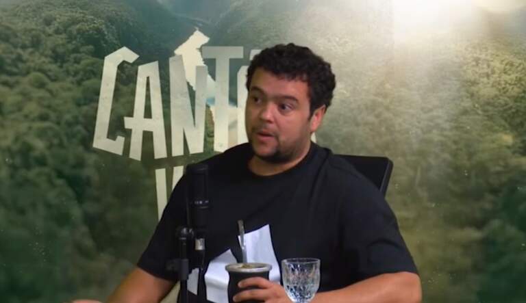 Dicen que las manos únicas dan "mucha seguridad, se reduce casi un 50 por ciento los accidentes" imagen-35