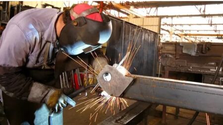 Oficial: el Gobierno eliminó las retenciones para el 88% de los productos industriales exportables Oficial: el Gobierno eliminó las retenciones para el 88% de los productos industriales exportables imagen-2