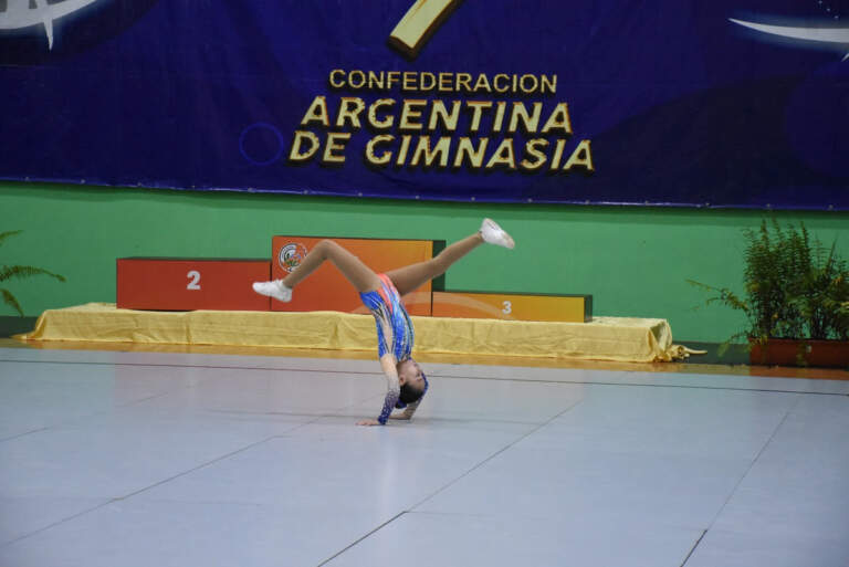 Con la participación de más de 500 gimnastas, el Nacional de clubes de aeróbica pasó por Oberá imagen-30