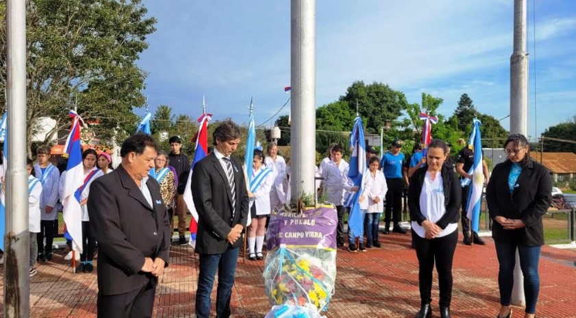 Con chocolate y números artísticos en el Centro Cívico, Campo Viera festejó el Día de la Patria imagen-8