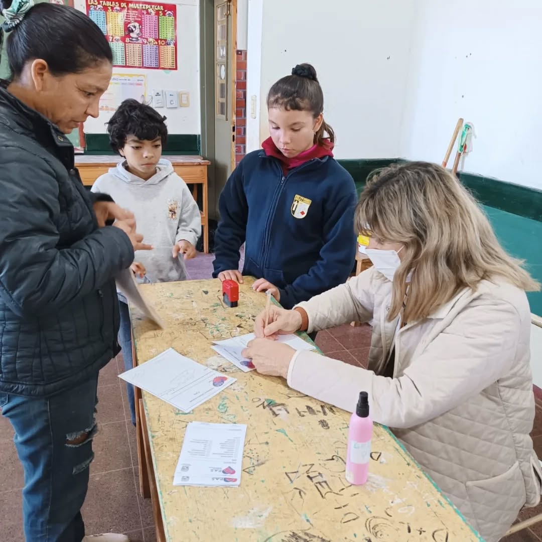 Los servicios gratuitos del P.A.S. llegaron a la chacra 248 de Posadas 7 Los servicios gratuitos del P.A.S. llegaron a la chacra 248 de Posadas imagen-6