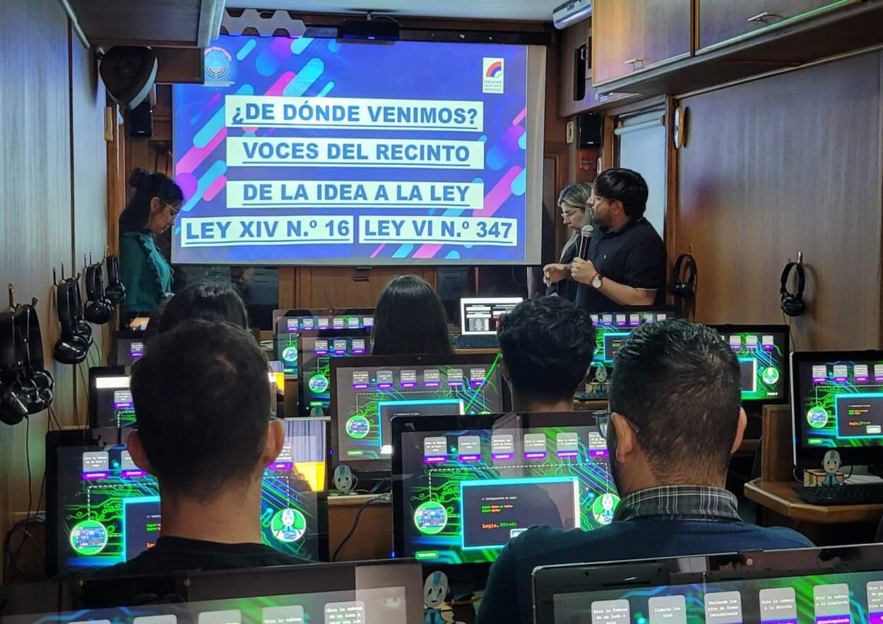 Jóvenes misioneros cerraron un ciclo de formación con la participación del Embajador Legislativo 7 Jóvenes misioneros cerraron un ciclo de formación con la participación del Embajador Legislativo imagen-6