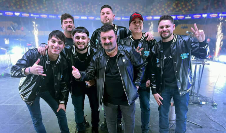 Amar Azul regresa a Posadas este viernes con un show cargado de clásicos tropicales y fiesta asegurada imagen-46