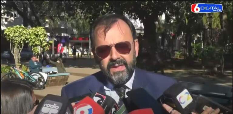 El abogado de Ramón Amarilla sostiene que el ex policía detenido debe asumir como diputado imagen-18