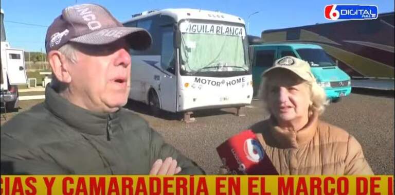 De Córdoba a Alaska en motorhome: Roberto y Amalia comparten su experiencia sobre 4 ruedas en Posadas Rodante imagen-25